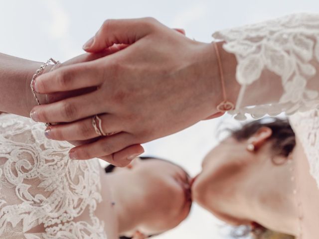 Le mariage de Vanina et Marie à Notre-Dame-d&apos;Oé, Indre-et-Loire 24