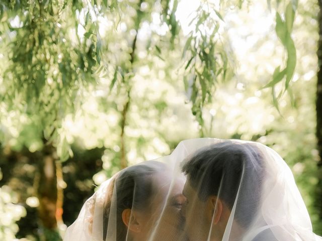 Le mariage de Clément et Florence à Saint-Thomas-en-Royans, Drôme 2