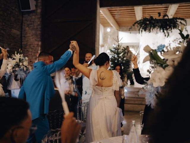 Le mariage de Damien et Jennifer à Saint-Géniès-de-Malgoirès, Gard 82