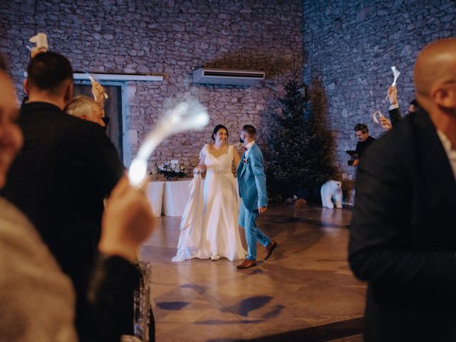 Le mariage de Damien et Jennifer à Saint-Géniès-de-Malgoirès, Gard 83