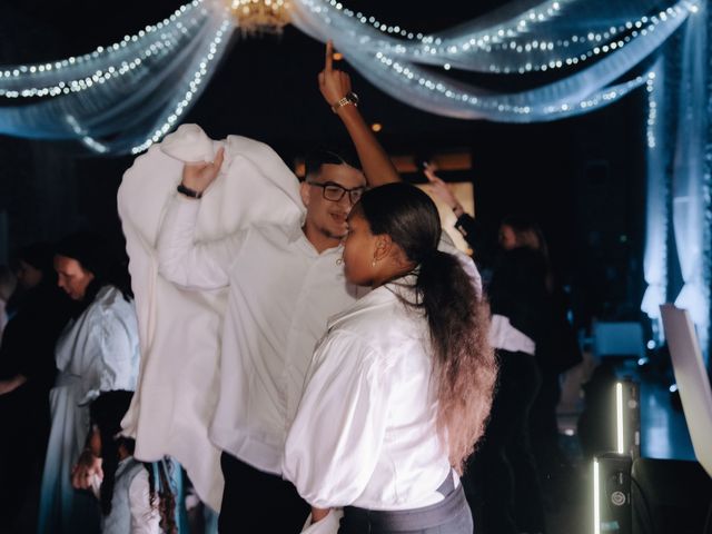 Le mariage de Damien et Jennifer à Saint-Géniès-de-Malgoirès, Gard 100