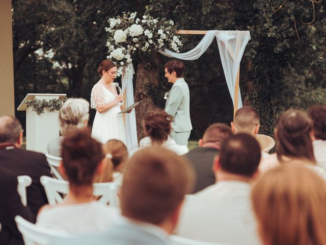 Le mariage de Laure et Florine à La Salvetat-Saint-Gilles, Haute-Garonne 22