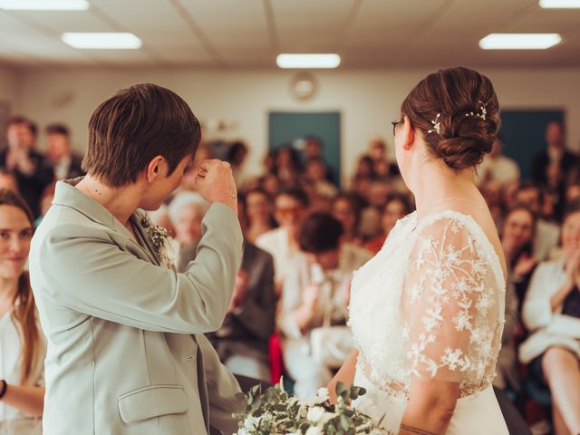 Le mariage de Laure et Florine à La Salvetat-Saint-Gilles, Haute-Garonne 51