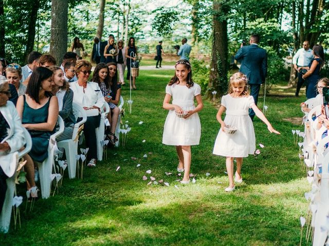 Le mariage de Stevens et Noémie à Fontenay-Trésigny, Seine-et-Marne 32