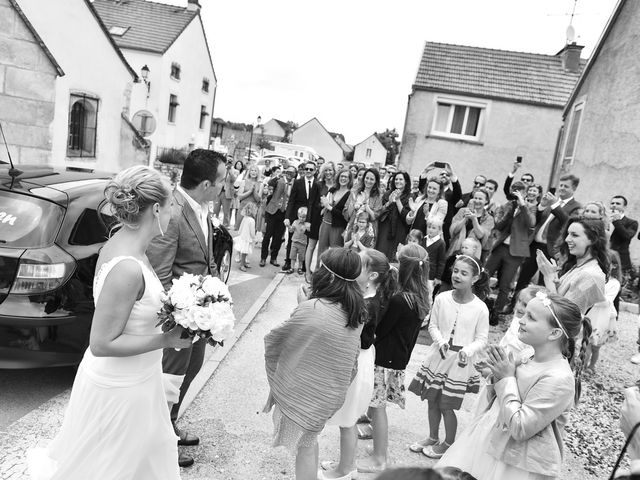 Le mariage de Fabien et Julie à Pont-de-Pany, Côte d&apos;Or 12