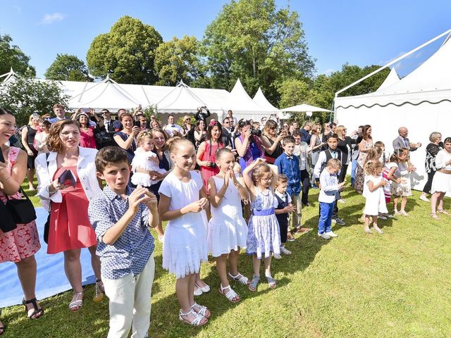 Le mariage de Fabien et Julie à Pont-de-Pany, Côte d&apos;Or 25