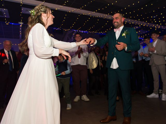 Le mariage de Nicolas et Anne-Laure à Dagneux, Ain 8