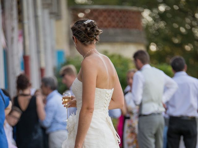 Le mariage de Aurélien et Pauline à Louvemont, Haute-Marne 24