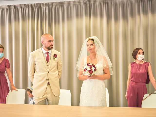 Le mariage de Clément et Aurélie à Changé, Sarthe 24