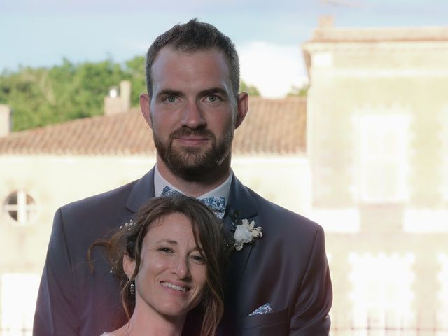 Le mariage de Jérome et Elodie à Saint-Médard-en-Jalles, Gironde 49