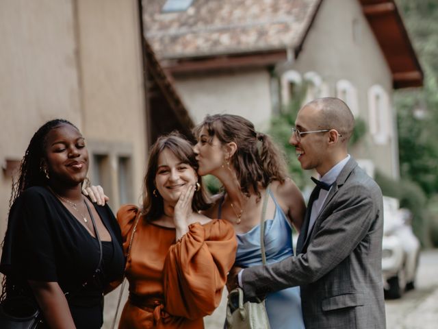 Le mariage de Matthias et Jeanne à Chapelle-des-Bois, Doubs 11