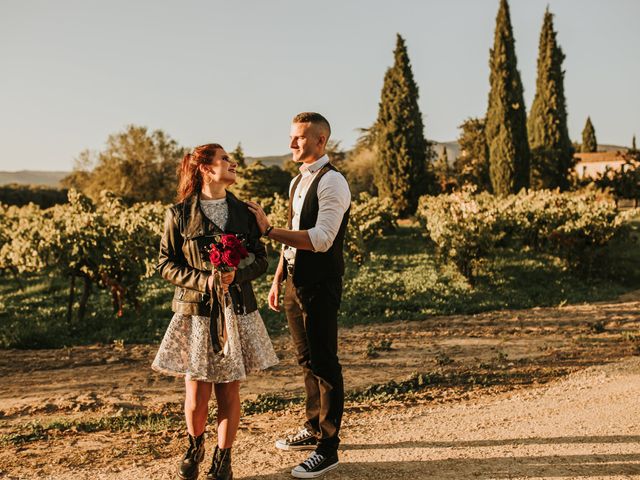 Le mariage de Timothé et Mathilde à Puyvert, Vaucluse 11