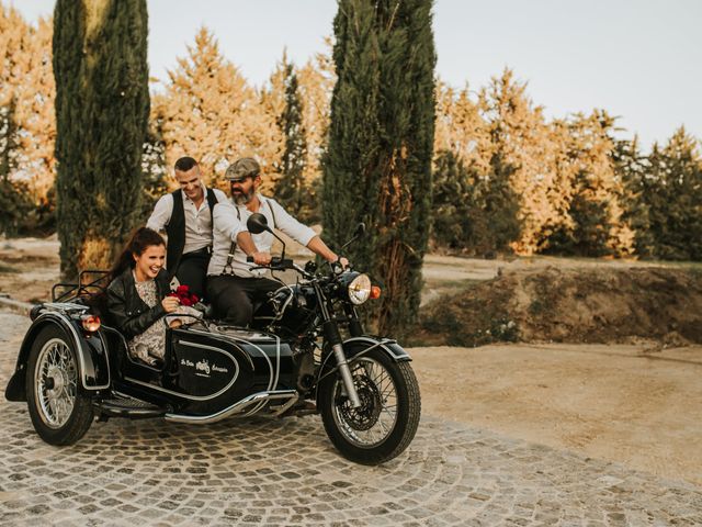 Le mariage de Timothé et Mathilde à Puyvert, Vaucluse 13