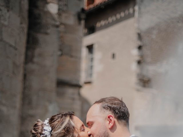 Le mariage de Gregory et Adelina à Saint-Germain-de-Salles, Allier 12