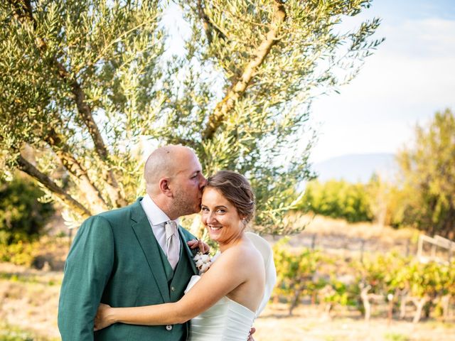 Le mariage de Gauthier et Mathilde à Mazan, Vaucluse 35