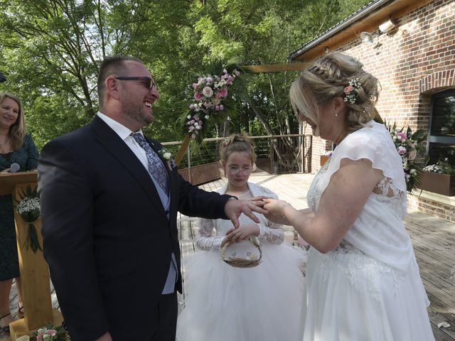 Le mariage de Jeremy et Stephanie à Ailly-sur-Noye, Somme 13