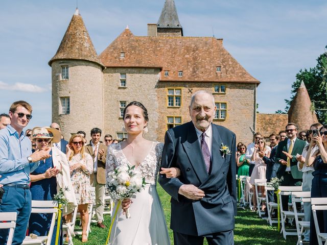 Le mariage de Benjamin et Alexandra à Saint-Pourçain-sur-Besbre, Allier 30