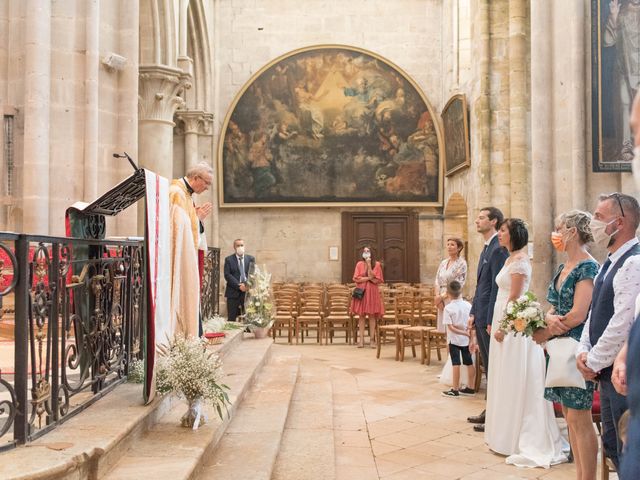 Le mariage de Mathias et Alison à Semur-en-Auxois, Côte d&apos;Or 2