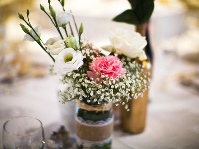 Le mariage de Yoann et Emilie à Maillane, Bouches-du-Rhône 19