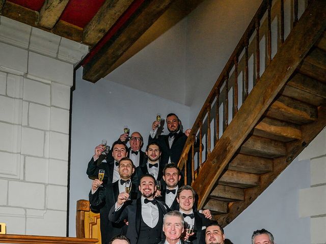 Le mariage de Thomas et Florence à Vernantes, Maine et Loire 12