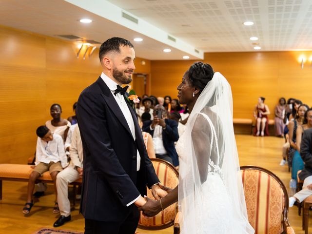 Le mariage de Lorris et Blanche à Moissy-Cramayel, Seine-et-Marne 15