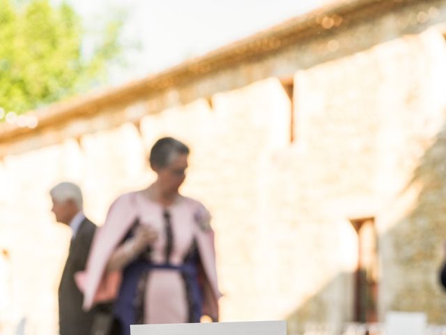 Le mariage de Paul Henri et Elvire à Saint-Léon, Gironde 18