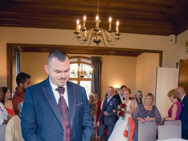 Le mariage de Corentin et Julie à Quimper, Finistère 12