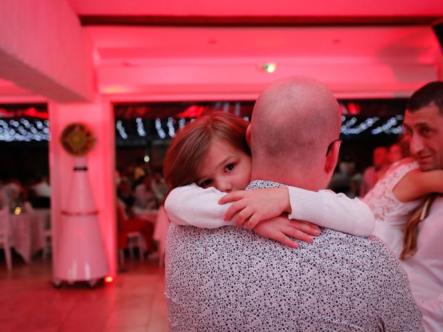 Le mariage de Nicolas et Sandrine à Le Castellet, Alpes-de-Haute-Provence 65