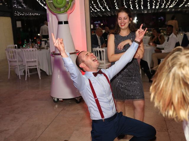 Le mariage de Nicolas et Sandrine à Le Castellet, Alpes-de-Haute-Provence 67