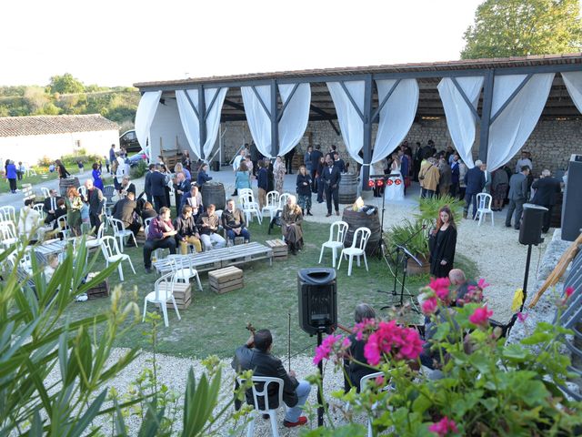 Le mariage de Loic et Mathilde à Jurignac, Charente 27