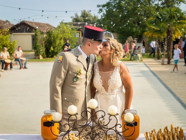 Le mariage de Boris et Elodie à Saint-Yrieix-sur-Charente, Charente 22