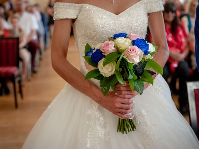 Le mariage de Angee et Carole à Villers en Arthies, Val-d'Oise 2