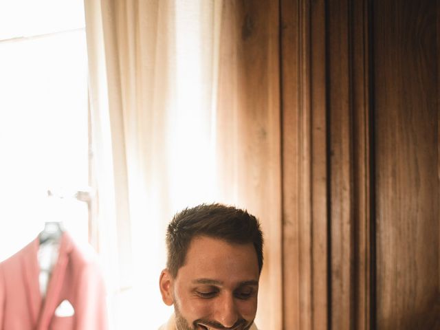 Le mariage de Anthony et Charlotte à Lantignié, Rhône 12