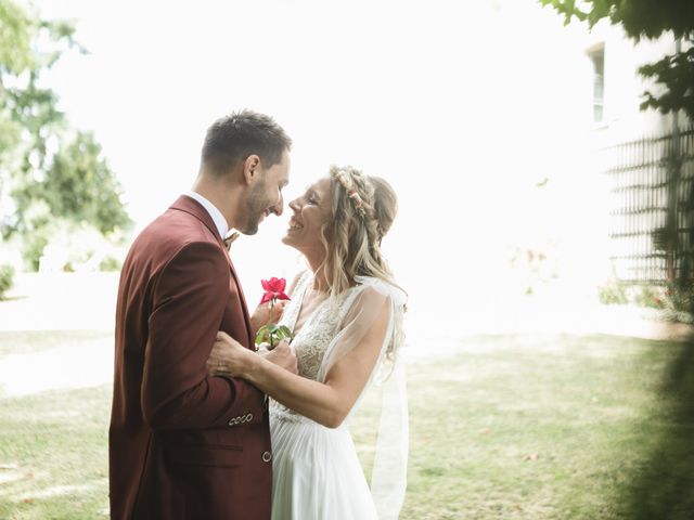 Le mariage de Anthony et Charlotte à Lantignié, Rhône 24