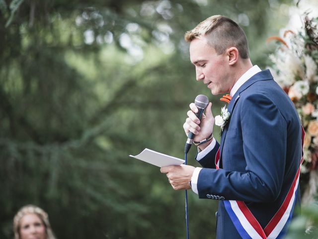 Le mariage de Anthony et Charlotte à Lantignié, Rhône 42