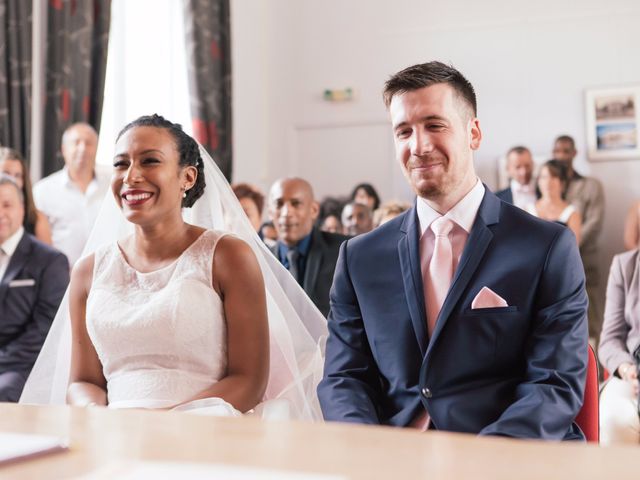 Le mariage de Thomas et Elodie à Nailly, Yonne 5