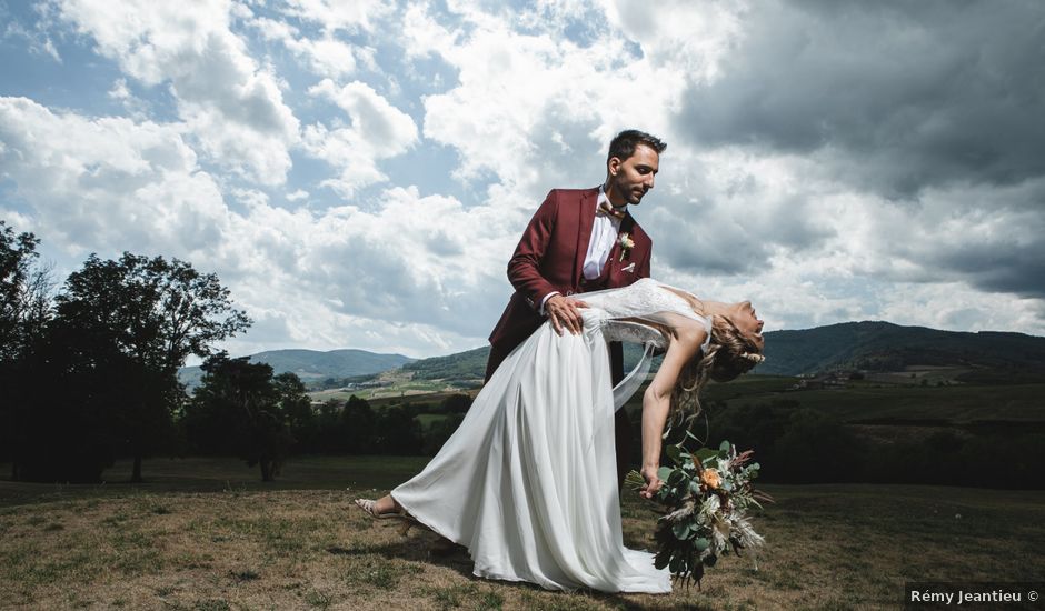 Le mariage de Anthony et Charlotte à Lantignié, Rhône