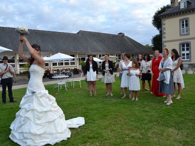 Le mariage de Thomas et Sandy à Coëtmieux, Côtes d&apos;Armor 13