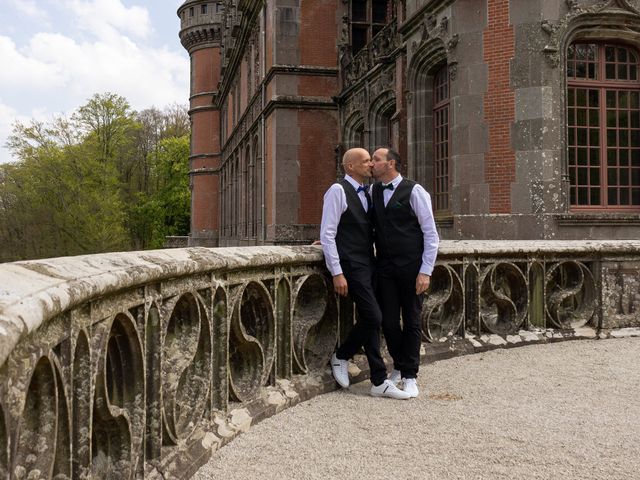 Le mariage de Sylvain et Jean à Roudouallec, Morbihan 4