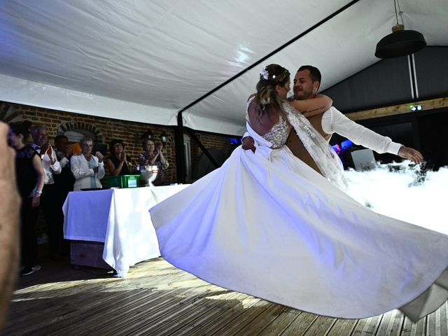 Le mariage de Prayer / Margerte  et Alexia  à Champignelles, Yonne 1
