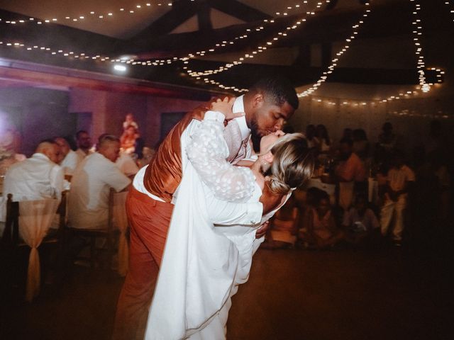 Le mariage de Fabrice et Mélissa à Saint-Étienne-des-Oullières, Rhône 162