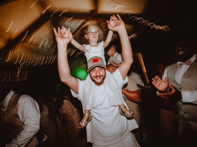 Le mariage de Fabrice et Mélissa à Saint-Étienne-des-Oullières, Rhône 164