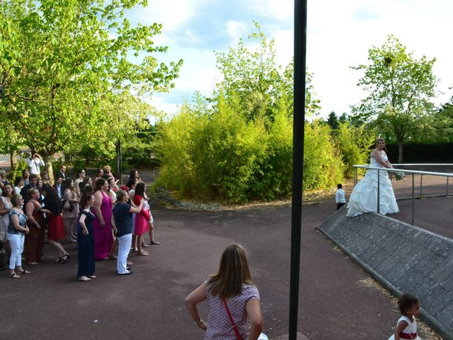 Le mariage de Moustapha et Mathilde à Olivet, Loiret 18