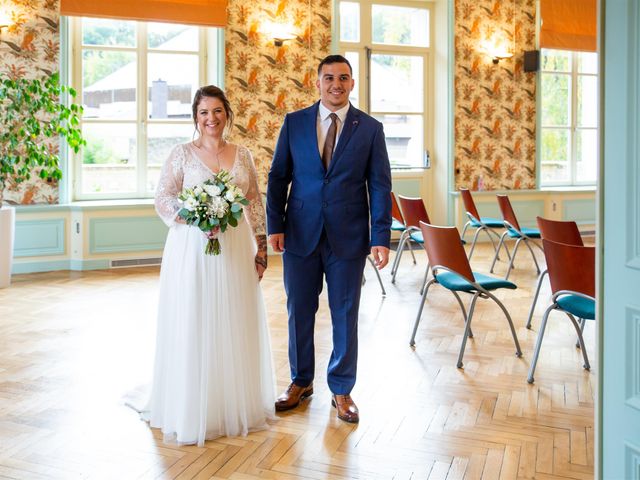 Le mariage de Omrane et Enora à Louverné, Mayenne 20