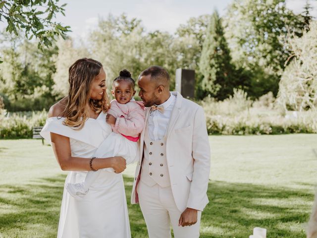 Le mariage de Maximiano et Kathlyn à Fresneaux-Montchevreuil, Oise 90