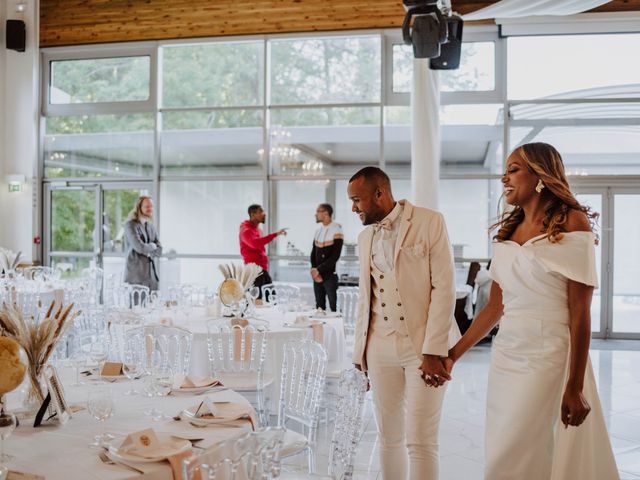 Le mariage de Maximiano et Kathlyn à Fresneaux-Montchevreuil, Oise 108