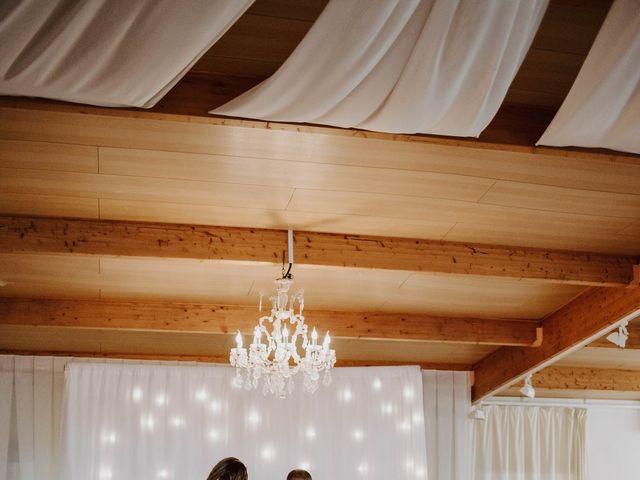 Le mariage de Maximiano et Kathlyn à Fresneaux-Montchevreuil, Oise 109