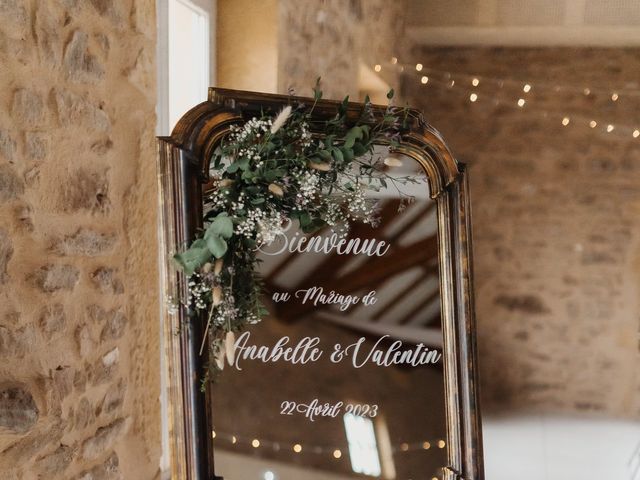 Le mariage de Valentin et Anabelle à Val d'Oingt, Rhône 6