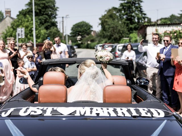 Le mariage de Antoine et Aurélie à Saint-Maurice-Saint-Germain, Eure-et-Loir 61