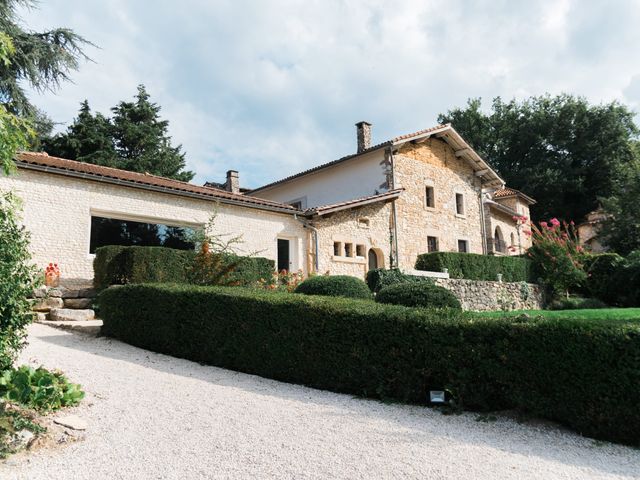 Le mariage de Théo et Inès à Jaillans, Drôme 3